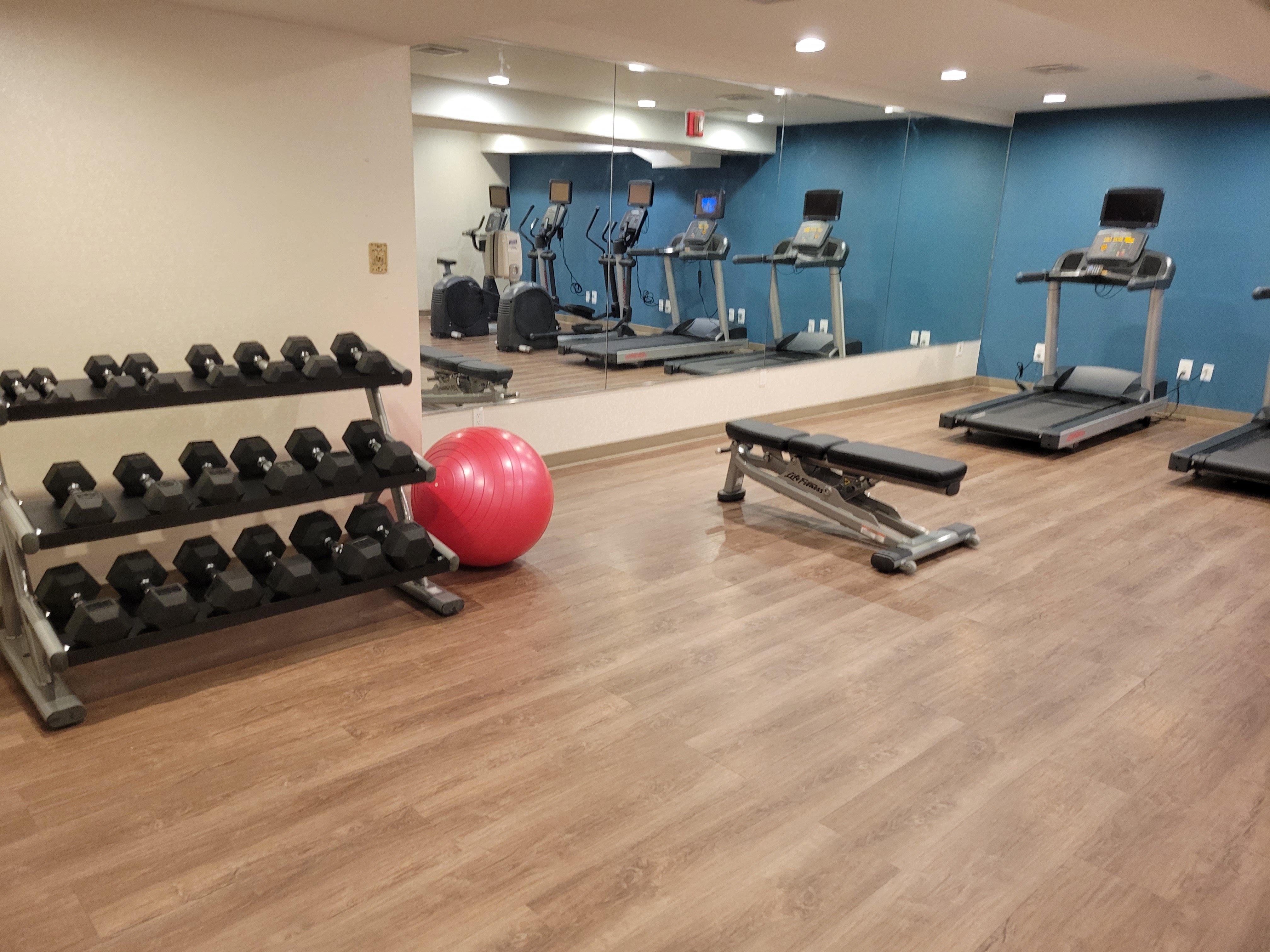 Holiday Inn Express Maspeth By Ihg New York Bagian luar foto