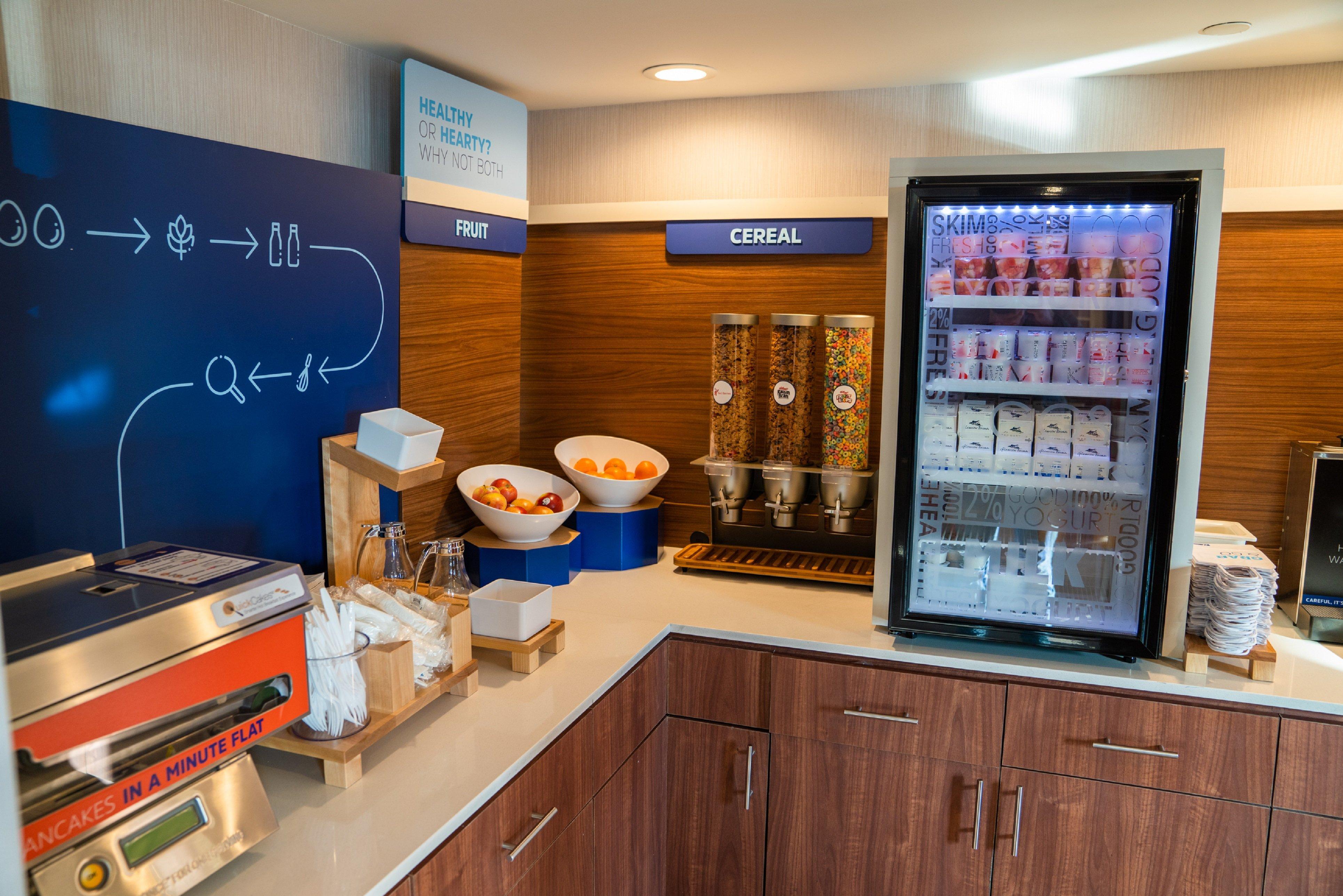Holiday Inn Express Maspeth By Ihg New York Bagian luar foto